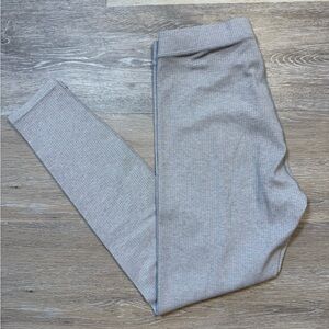 Alo Yoga Ribbed High-Waist 7/8 Blissful Legging - Grey